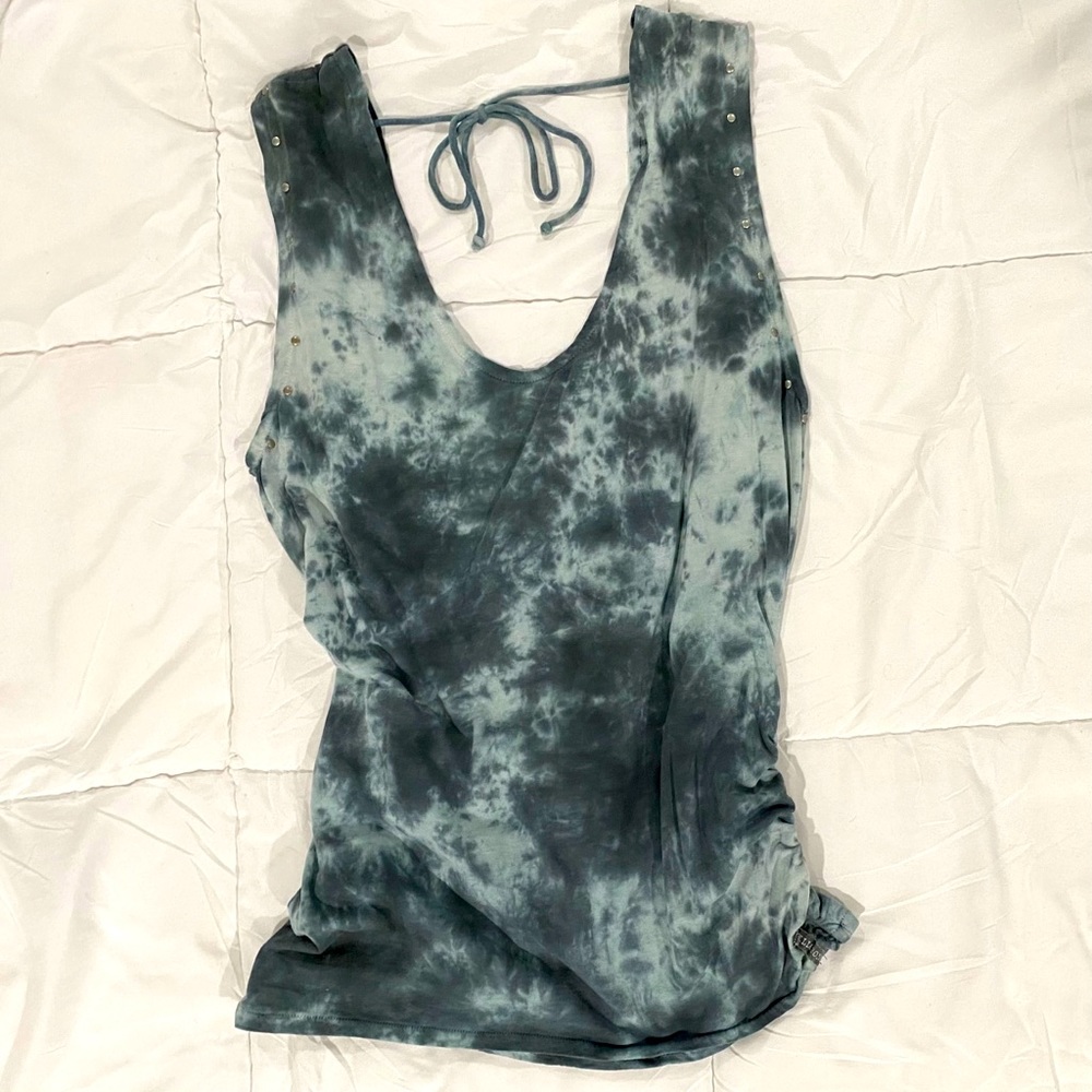 Open back Billabong tie dye top